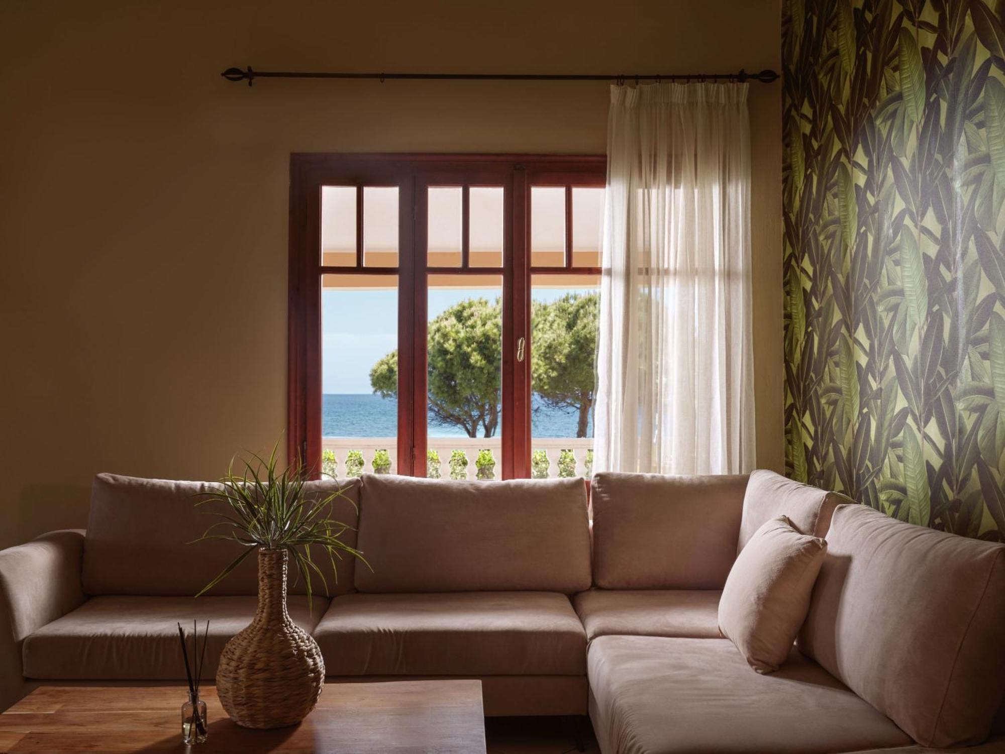 Sea Elegance Villa - On The Beach, By Zantewize Psarou  ภายนอก รูปภาพ